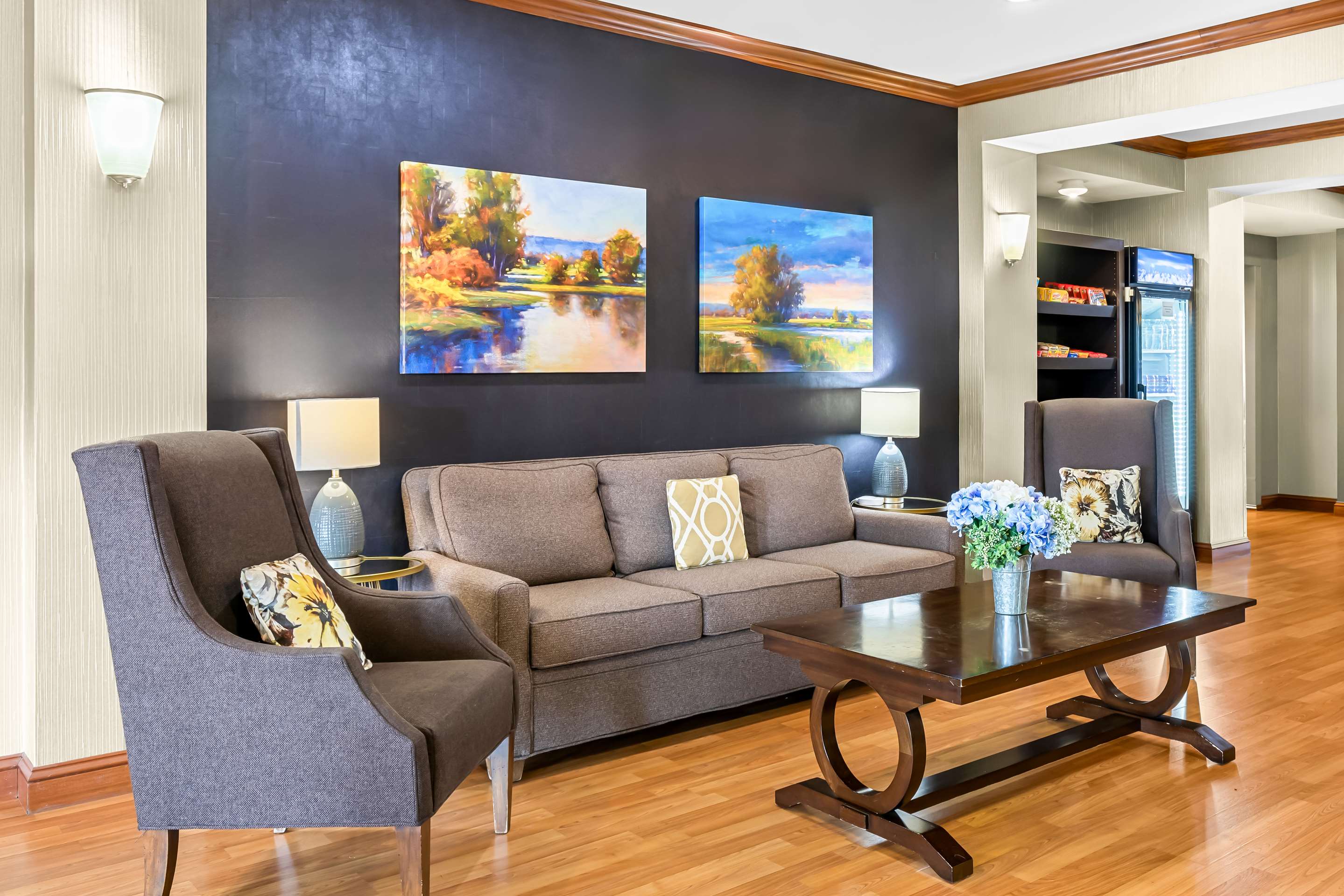 Lobby | Best Western Legacy Inn & Suites Beloit/South Beloit
