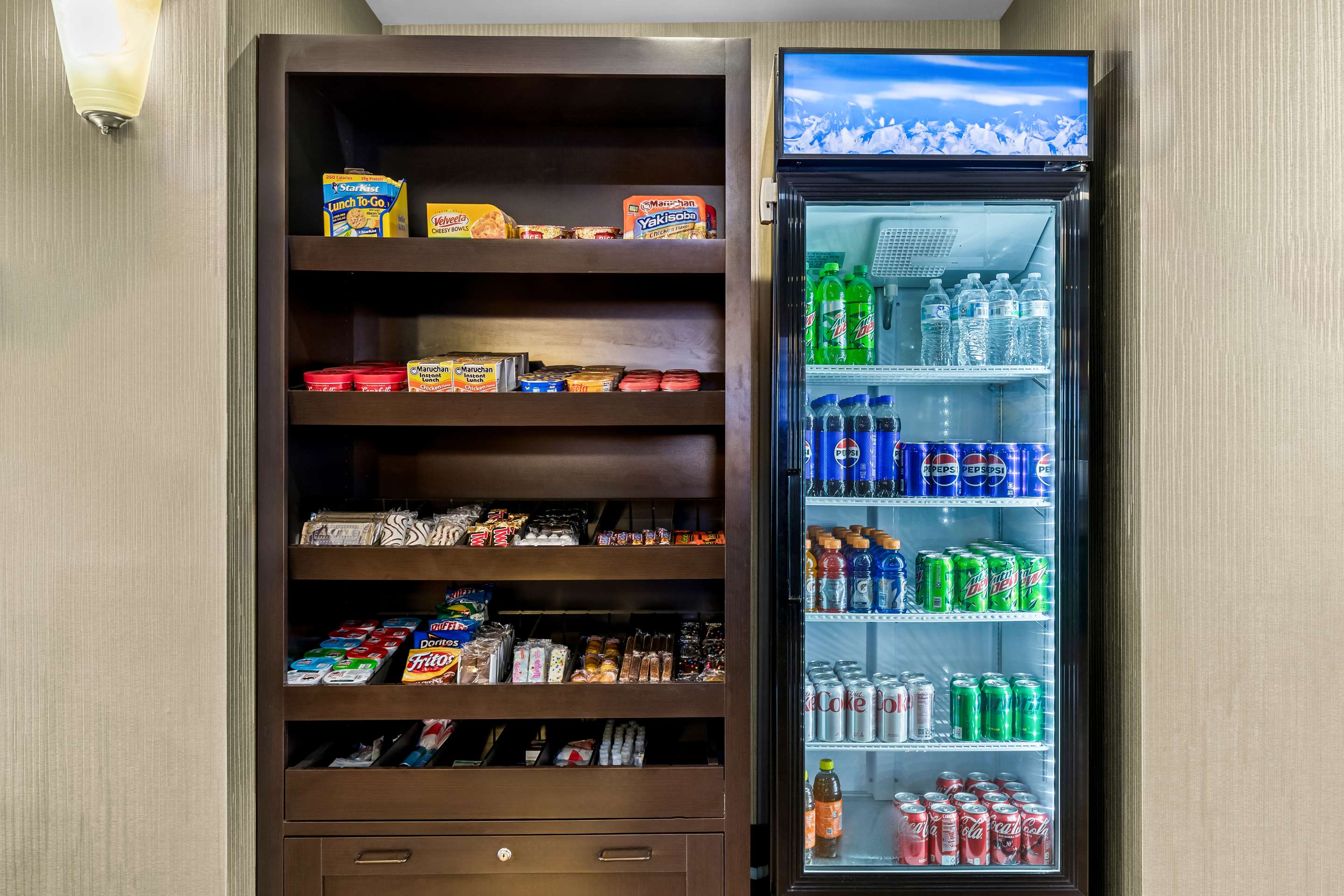 Sundry Shop | Best Western Legacy Inn & Suites Beloit/South Beloit