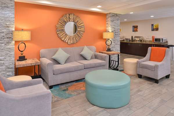  - Best Western Plus Chicagoland Countryside Hotel