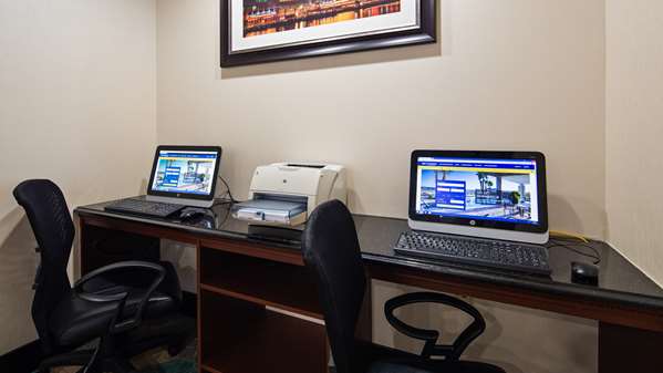 Conference Area - Best Western Plus Chicagoland Countryside Hotel