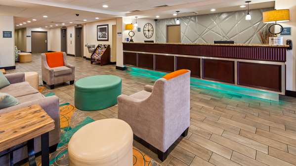  - Best Western Plus Chicagoland Countryside Hotel