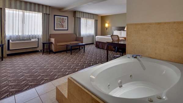  - Best Western Pontiac Inn - I-55, Exit 197