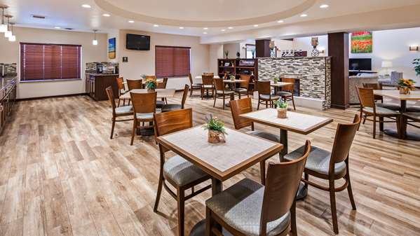 Amenities - Best Western Plus Green Mill Village Inn Arcola