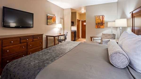  - Best Western Plus Green Mill Village Inn Arcola