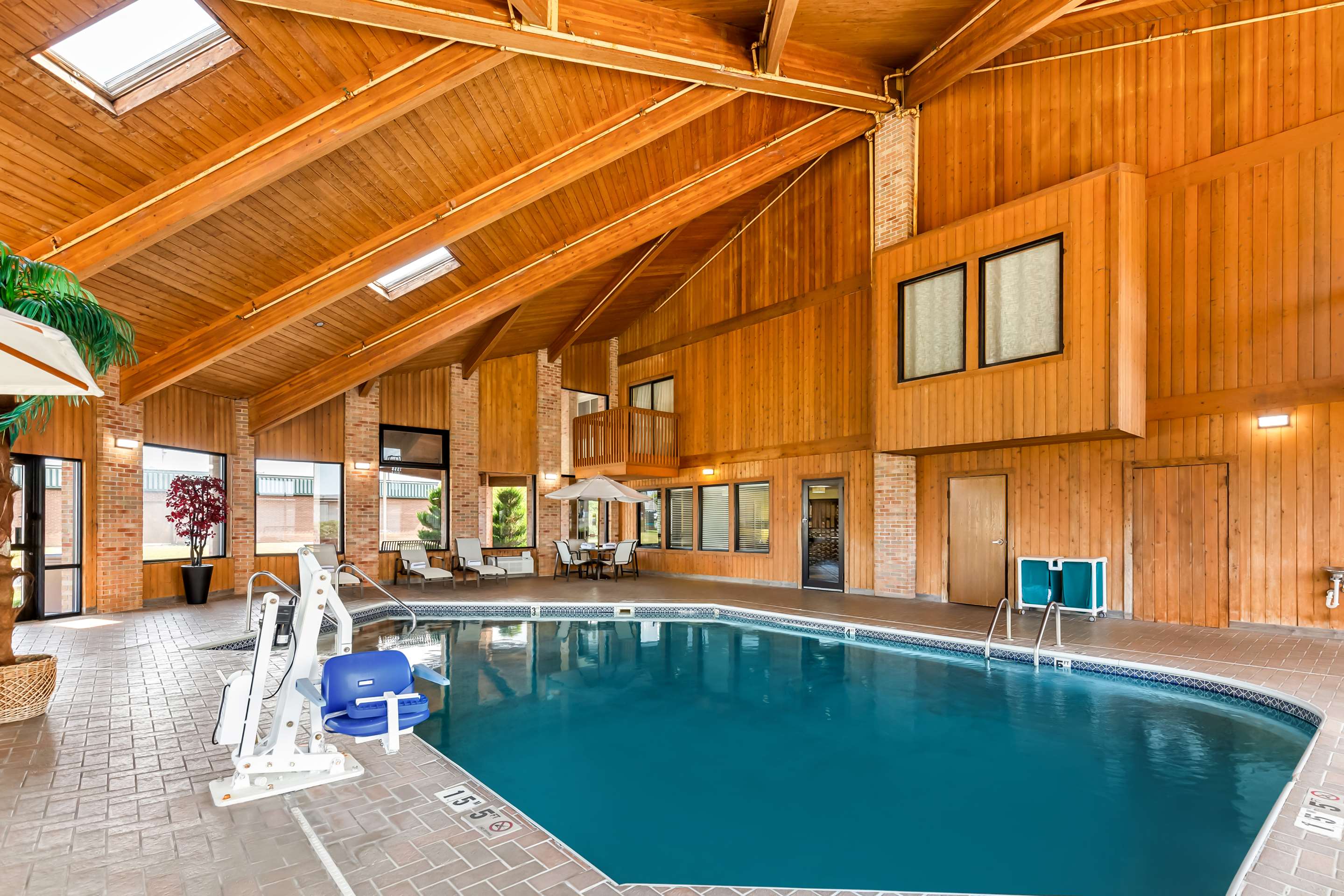 Indoor Pool | Best Western Jacksonville Inn
