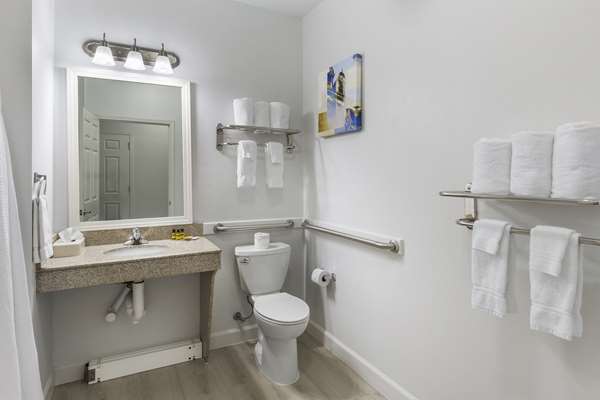  - Best Western Plus MidAmerica Hotel Mascoutah - I-64, Exit 23