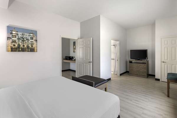 Suite - Best Western Plus MidAmerica Hotel Mascoutah - I-64, Exit 23