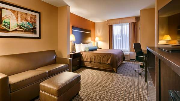  - Best Western Plus Pontoon Beach Hotel