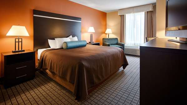  - Best Western Plus Pontoon Beach Hotel