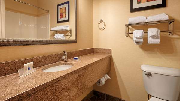  - Best Western Plus Pontoon Beach Hotel