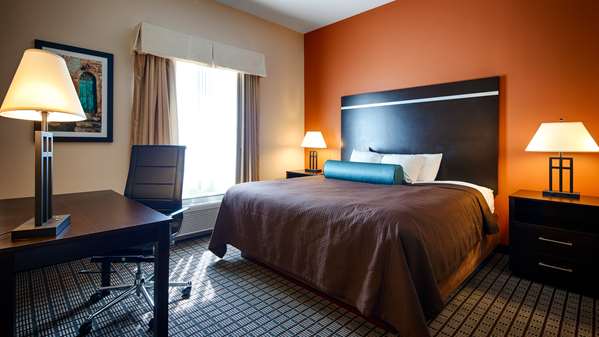  - Best Western Plus Pontoon Beach Hotel