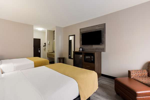  - Best Western Crossroads Inn Schererville