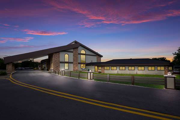 Exterior view - Best Western Indian Oak Inn Chesterton - I-94, Exit 26