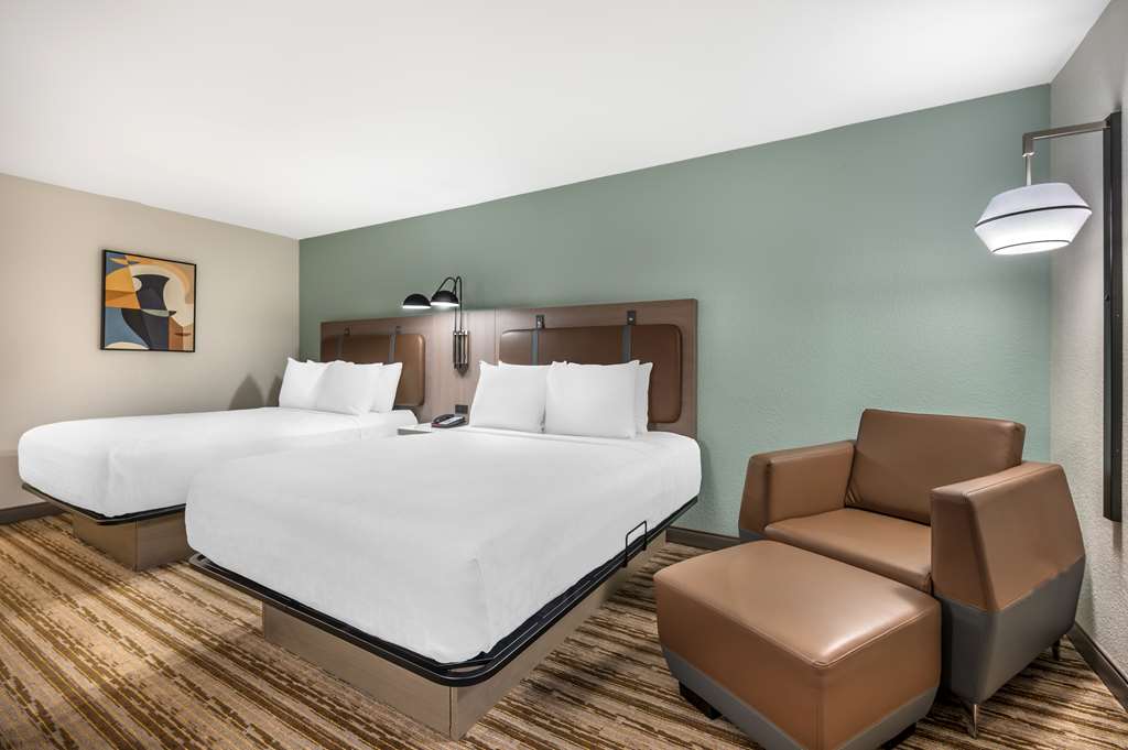 Best Western Plus Richmond Indiana I-70-guestroom-Guest Room,On-Site.jpg