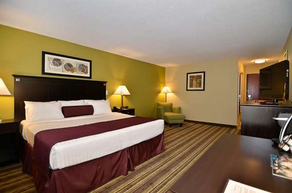  - Best Western Plus Anderson Inn - I-69, Exit 226