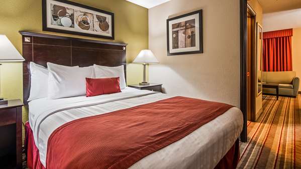  - Best Western Plus Anderson Inn - I-69, Exit 226