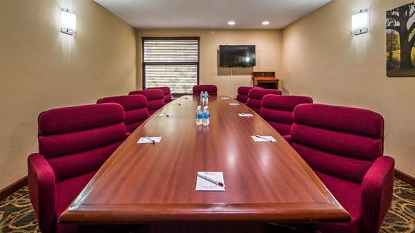  - Best Western Plus Anderson Inn - I-69, Exit 226