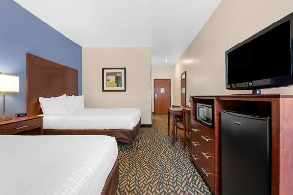  - Best Western Plus Covered Bridge Inn Brazil - I-70, Exit 23