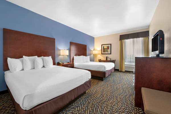  - Best Western Plus Covered Bridge Inn Brazil - I-70, Exit 23