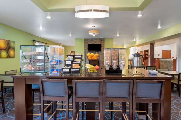 Amenities - Best Western Plus Covered Bridge Inn Brazil - I-70, Exit 23