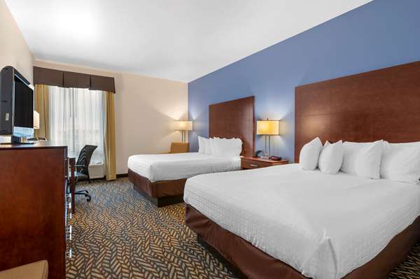  - Best Western Plus Covered Bridge Inn Brazil - I-70, Exit 23