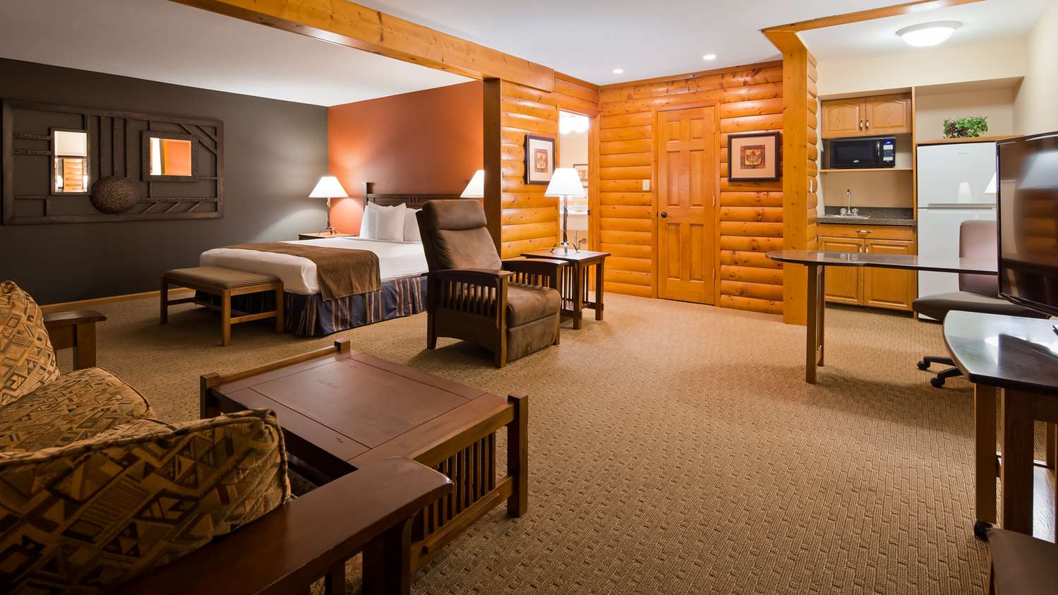 Best Western Starlite Village Hotel Fort Dodge, IA See Discounts