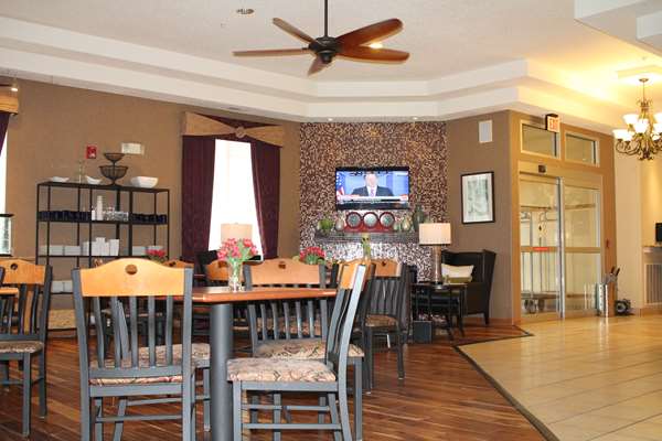 Amenities - Best Western Plus Inn & Suites Clive - I-35 & I-80, Exit 124