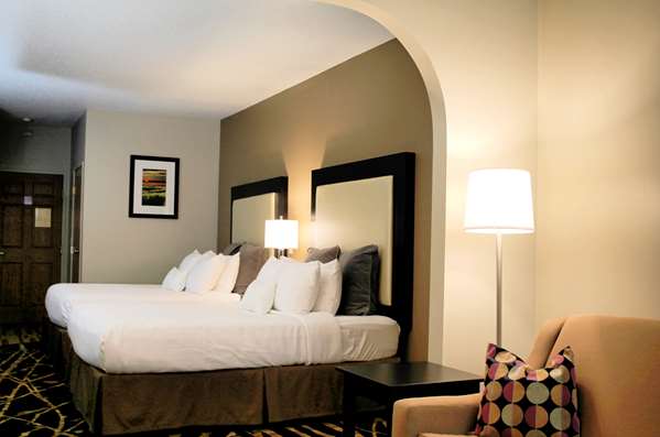 Suite - Best Western Plus Inn & Suites Clive - I-35 & I-80, Exit 124