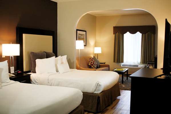 Suite - Best Western Plus Inn & Suites Clive - I-35 & I-80, Exit 124