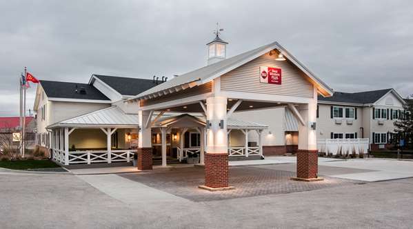 Exterior view - Best Western Plus University Park Inn & Suites Ames