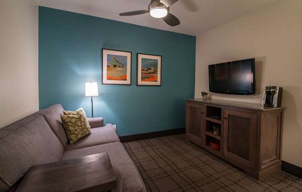 Suite - Best Western Plus University Park Inn & Suites Ames