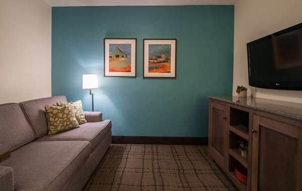 Suite - Best Western Plus University Park Inn & Suites Ames