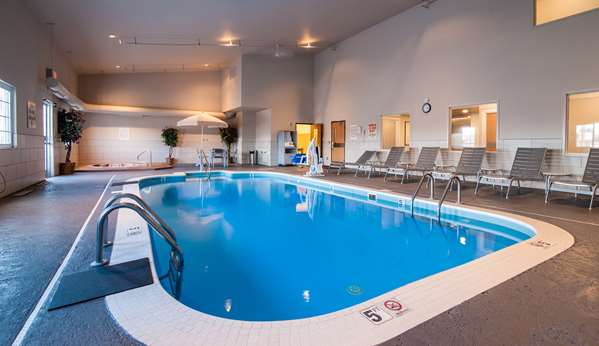 Pool - Best Western Plus University Park Inn & Suites Ames