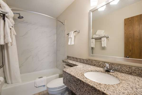  - Best Western Mt Pleasant Inn