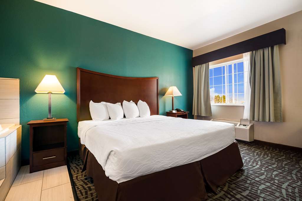 SureStay Plus by Best Western Topeka Northwest-guestroom-Guest Room,On-Site.jpg