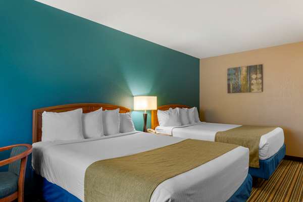  - Best Western Governors Inn & Suites Wichita - I-135, Exit 1A