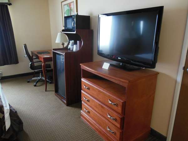  - Best Western Manhattan Inn