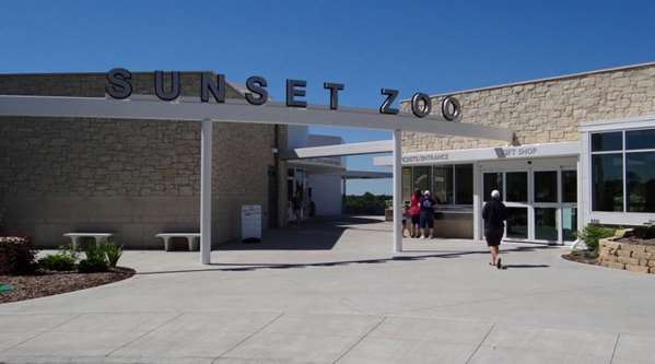  - Best Western Manhattan Inn