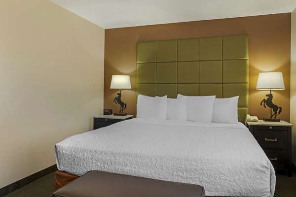  - Best Western Plus Country Inn & Suite Dodge City