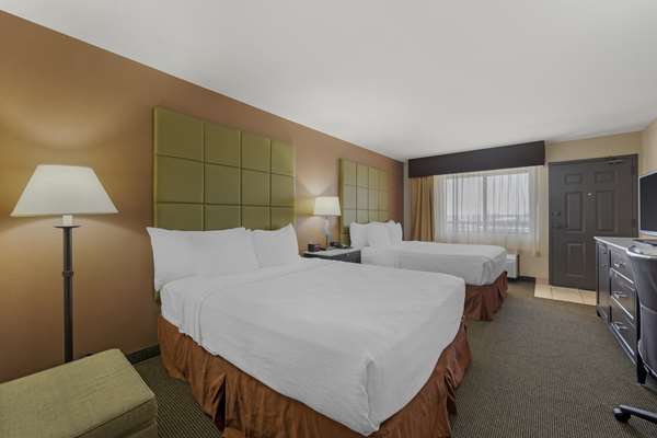  - Best Western Plus Country Inn & Suite Dodge City