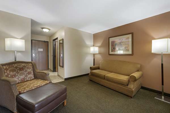  - Best Western Plus Country Inn & Suite Dodge City