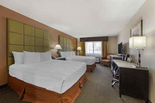 - Best Western Plus Country Inn & Suite Dodge City
