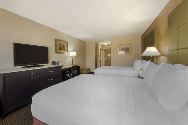  - Best Western Plus Country Inn & Suite Dodge City