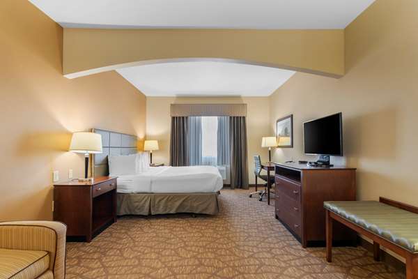  - Best Western Plus Butterfield Inn Hays - I-70, Exit 159