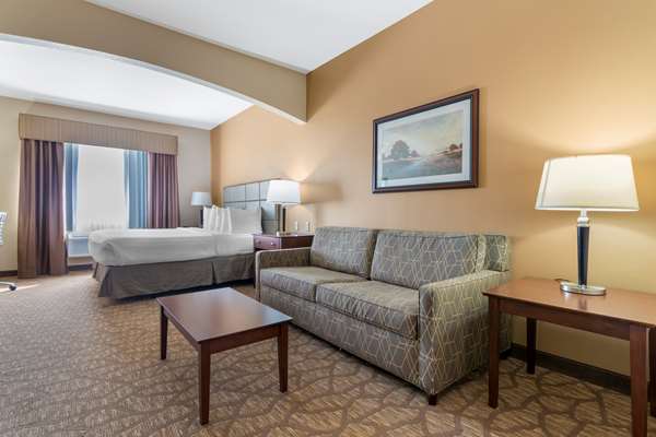  - Best Western Plus Butterfield Inn Hays - I-70, Exit 159