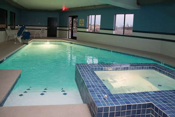 Pool - Best Western Plus Olathe Inn & Suites - I-35, Exit 215
