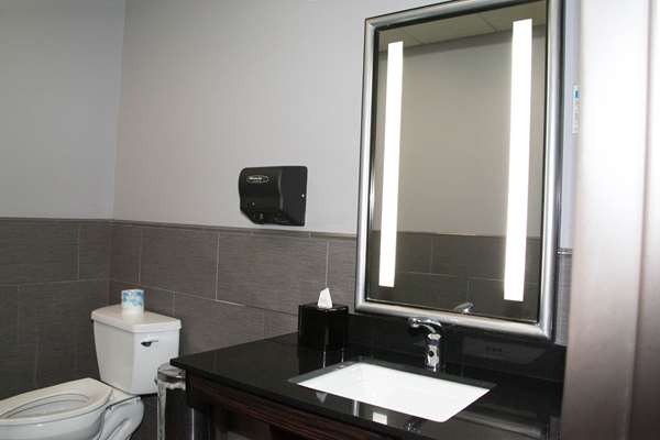  - Best Western Plus Olathe Inn & Suites - I-35, Exit 215