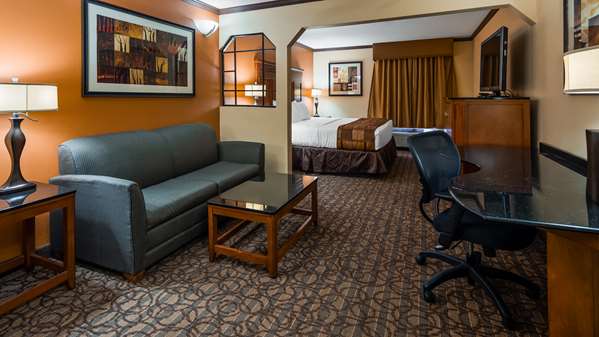Suite - Best Western Plus Midwest Inn & Suites Salina