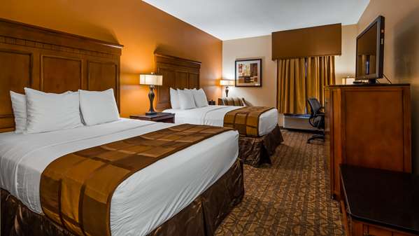  - Best Western Plus Midwest Inn & Suites Salina