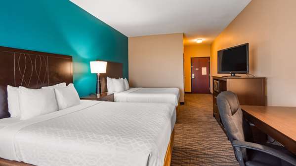  - Best Western Plus Hiawatha Hotel
